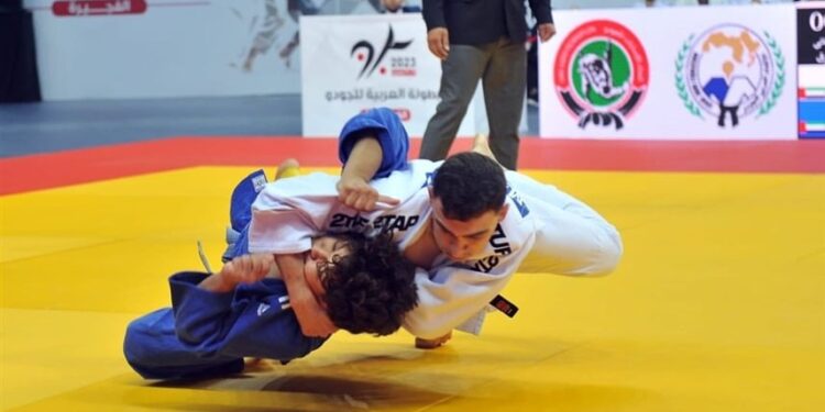 300 لاعب يشاركون في “أبوظبي الدولية” للجودو