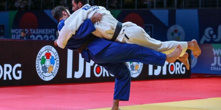 جود الإمارات فى تدريب مشترك مع المنتخب الإيطالي