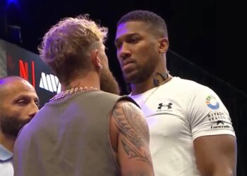 جوشوا : أواجه جيك بول بجدية .. وسأحطمه بفوز سريع