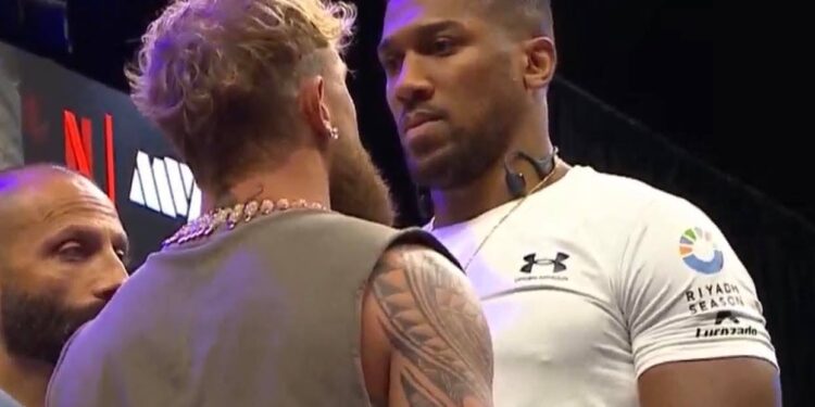 جوشوا : أواجه جيك بول بجدية .. وسأحطمه بفوز سريع