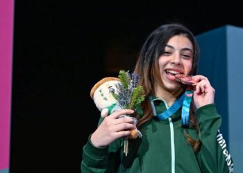 السعودية سهي الفار تحصد برونزية الملاكمة التايلاندية بدورة التضامن