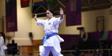 الإيرانية فاطمة تصل إلى نهائي الكاراتيه بدورة التضامن الإسلامي