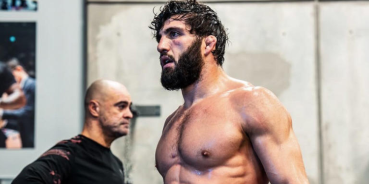 أرمان تساروكيان يواجه لانس بالمر فى فلوريدا 10 يناير