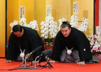 اليابان تمنح الأوكراني أونيشيكي ثاني أعلى رتبة في السومو الاحترافي