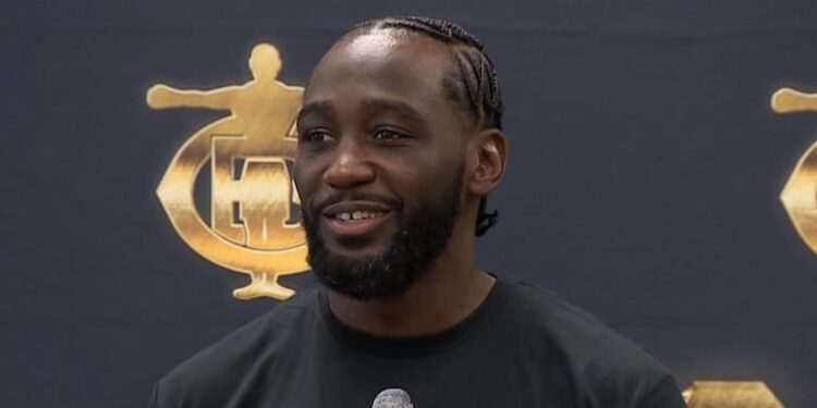 الملاكم الأسطوري تيرينس كروفورد يكشف سر إعتزاله المفاجئ