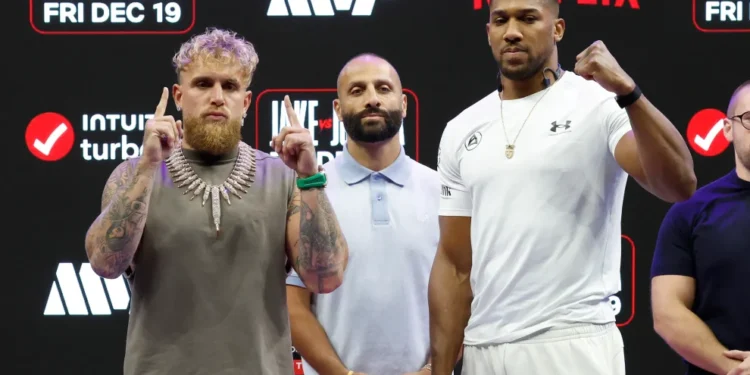 إقبال متواضع على نزال جوشوا وجيك بول رغم تدني سعر التذاكر