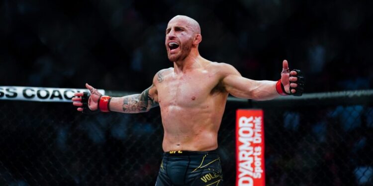 فولكانوفسكي ينفي شائعات إعتزاله .. ويؤكد استعداده لمواجهة دييجو لوبيز