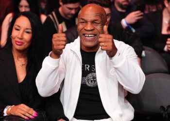 أسطورة يو إف سي يكشف : ميراب خسر من بيتر يان لعدم اتباع خطة مايك تايسون !