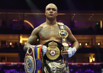 واردلي جاهز لمواجهة تايسون فيوري للدفاع عن لقبه