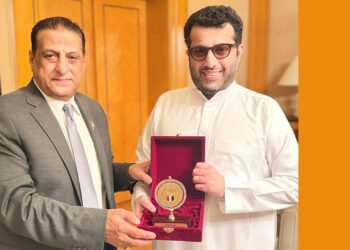 اتحاد الملاكمة المصري يكرم تركي أل الشيخ