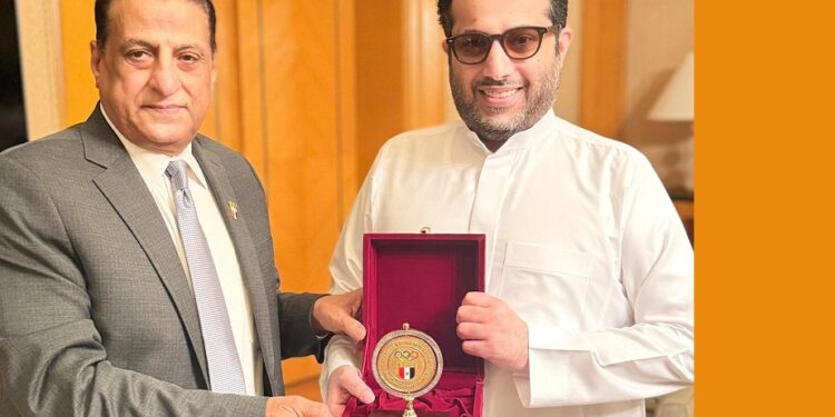 اتحاد الملاكمة المصري يكرم تركي أل الشيخ