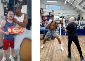 جوشوا يعود للتدريب مع مدربه الأول