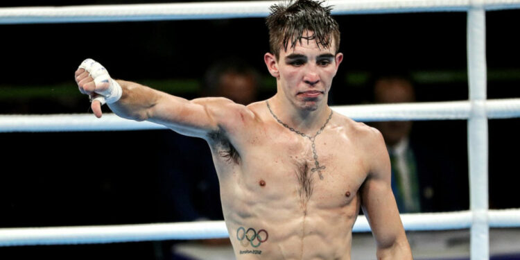 الملاكم الإيرلندي مايكل كونلان يعلن إعتزاله