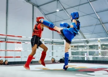 200 لاعب يتنافسون في”المواي تاي والكيك بوكسينج” ببطولة الشيخ منصور بن زايد