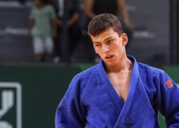 الروسي أربوزوف  يهزم بطل العالم .. ويفوز بذهبية أوروبا للجودو